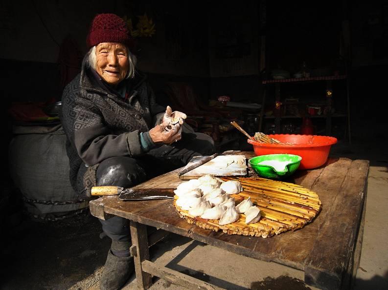 莫言仅用83天写完了《丰乳肥臀》,重温这部曾经的母爱“*书禁**”