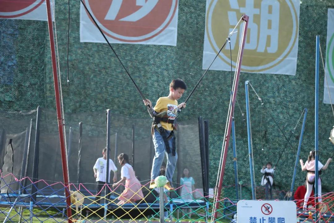 万亩花海游玩,湿地公园网红打卡地花海