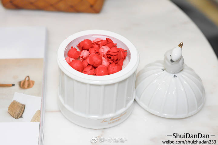 颜值爆表的彩妆合集,颜值超高的彩妆套盒