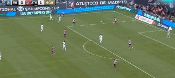 西蒙尼谈足球视频,实况足球西蒙尼选进攻还是防守