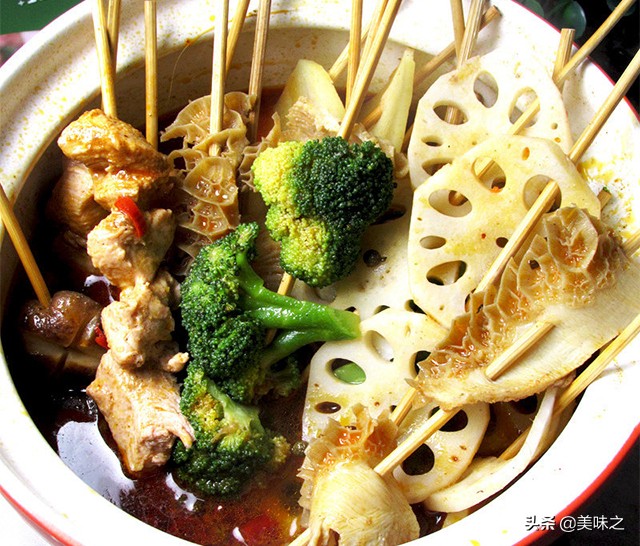 麻辣烫好吃的自制菜品,在家轻松做出健康美味的麻辣烫