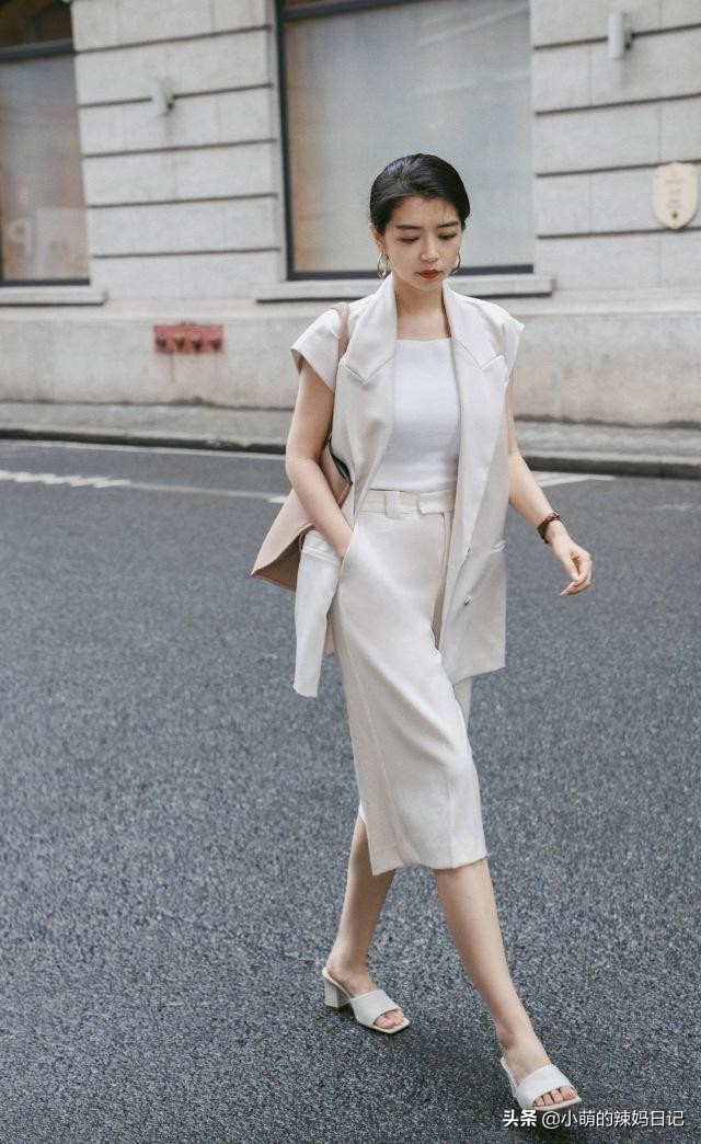 三木半身裙新款春秋,三木大码冬显瘦不规则毛呢半身裙