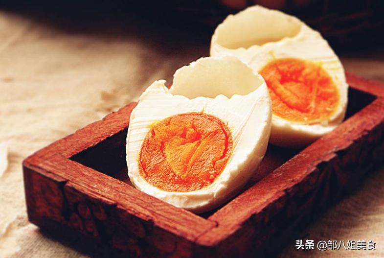 腌咸鸭蛋不放白酒怎么腌,腌咸鸭蛋不加盐的做法