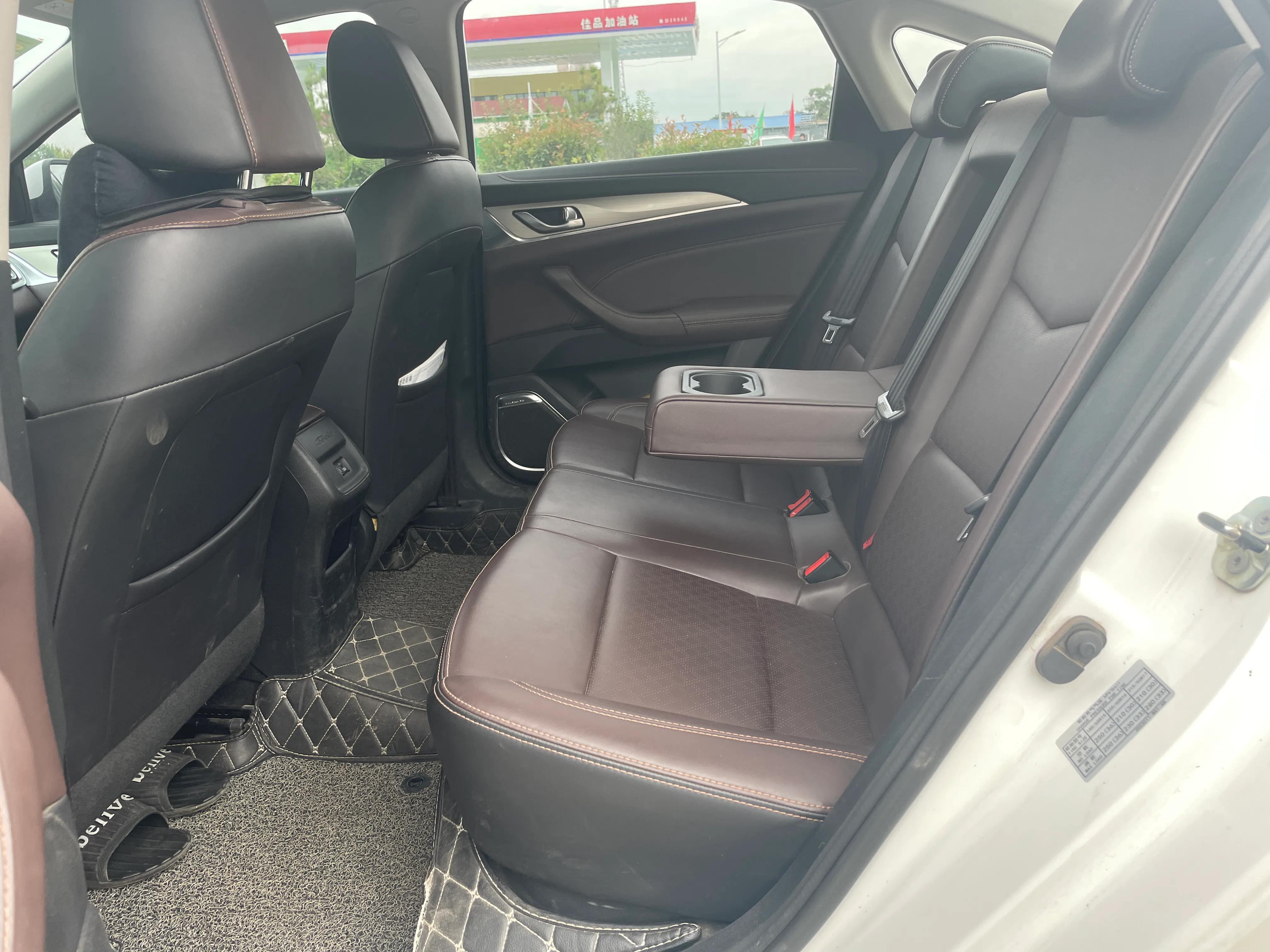 二代逸动平均油耗在哪里显示,逸动dt1.6l真实油耗