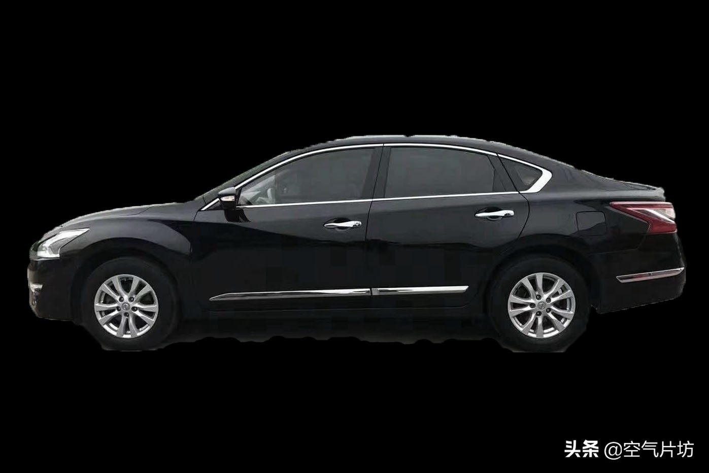 花10万买一辆二手日产天籁值得吗,二手日产天籁怎么选