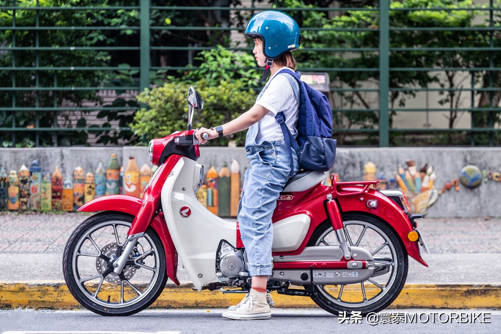 本田超级幼兽supercub,2024本田超级幼兽supercub