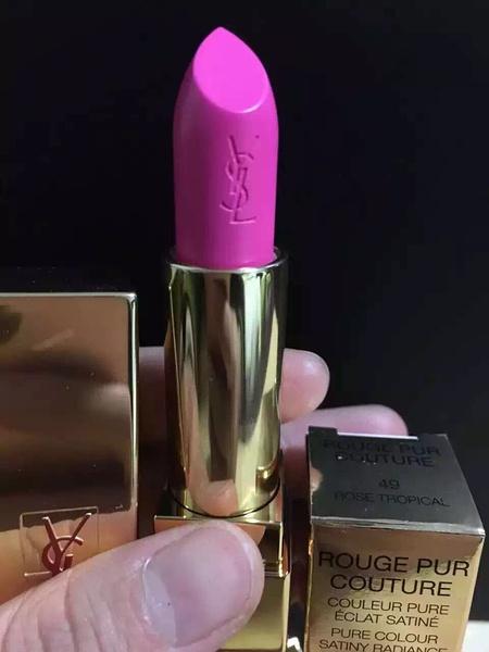 比较值得送的圣罗兰口红礼盒,圣罗兰口红200左右