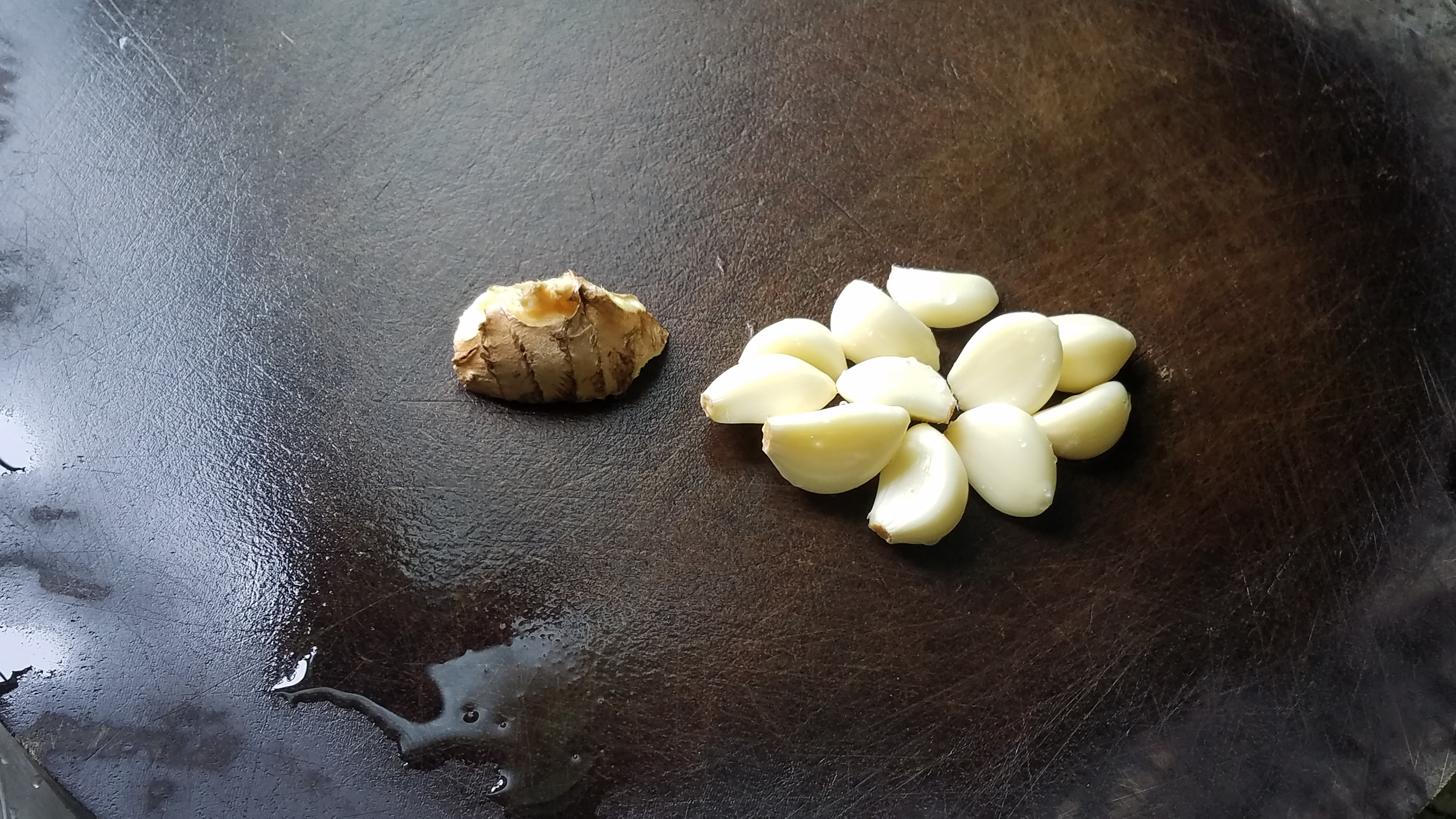 香喷喷的鸡肉煲,鸡肉香嫩的制作方法