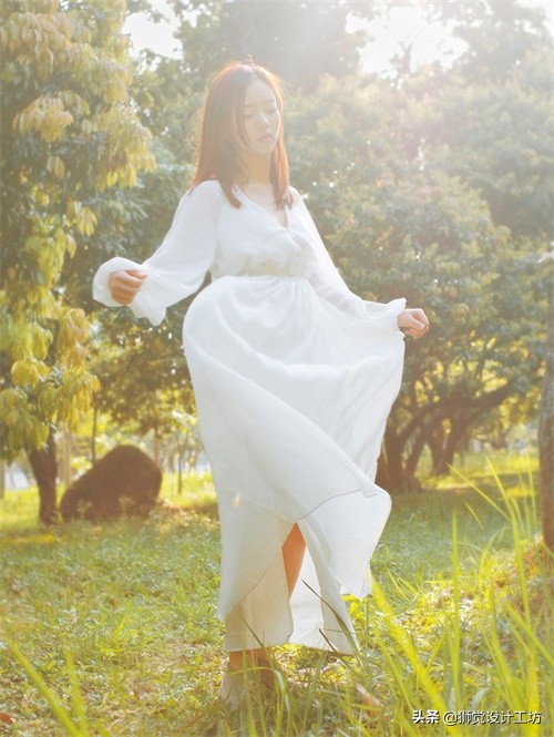 拍一张照片就能设计成一幅海报,一张人像图片做成海报构图