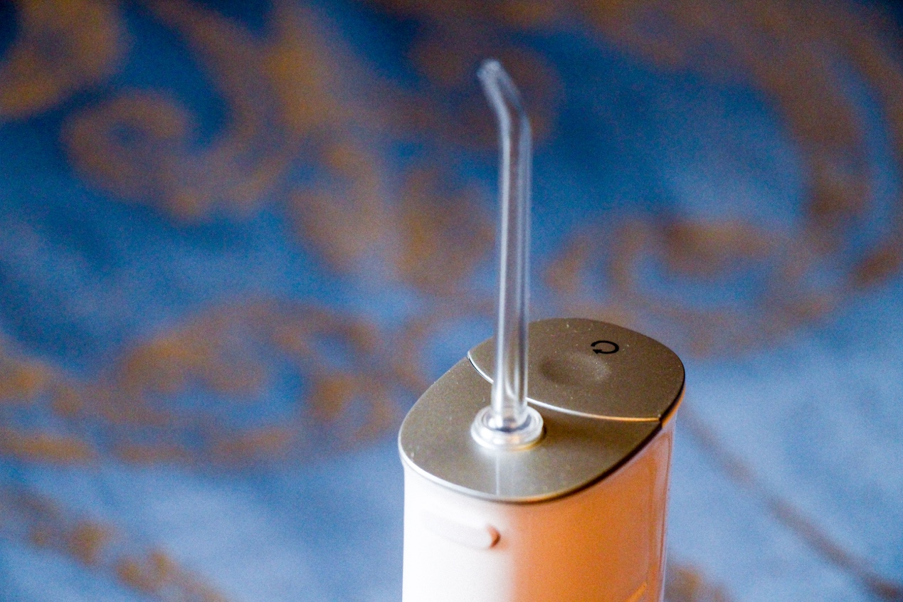 冲牙器有可以装到口袋里的吗,不建议使用冲牙器