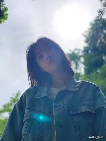 吴宣仪薇娅北京卫视,吴宣仪薇娅对比