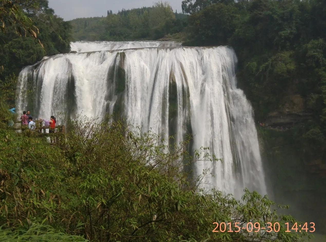 黄果树荔波小七孔苗寨镇远两日游,千户苗寨梵净山黄果树三日游