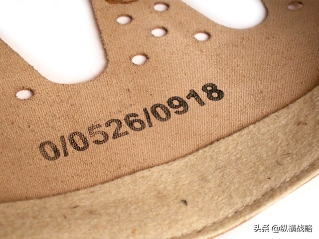 德国钢盔和苏联钢盔有什么区别,德式钢盔德国好用吗