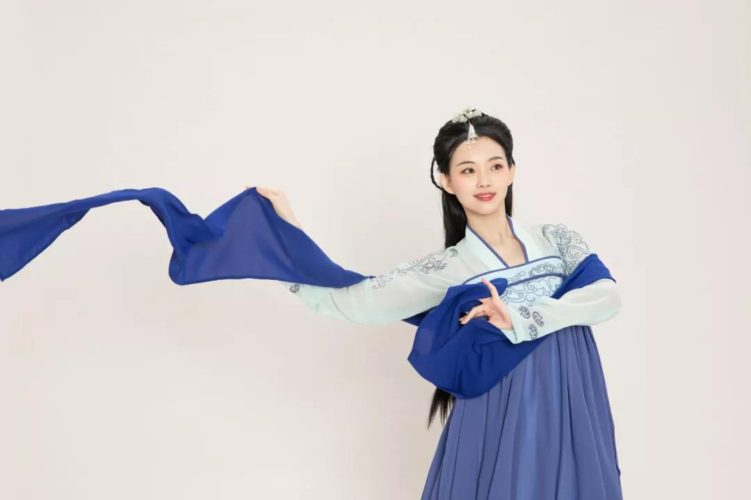 z世代崛起引领消费市场新潮流,z世代的购买力爆表拿什么打动95后