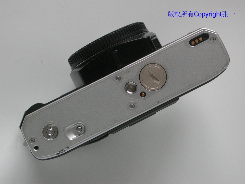 由中国海鸥DF-300贴牌而来的德国RevueDF-300单反照相机!