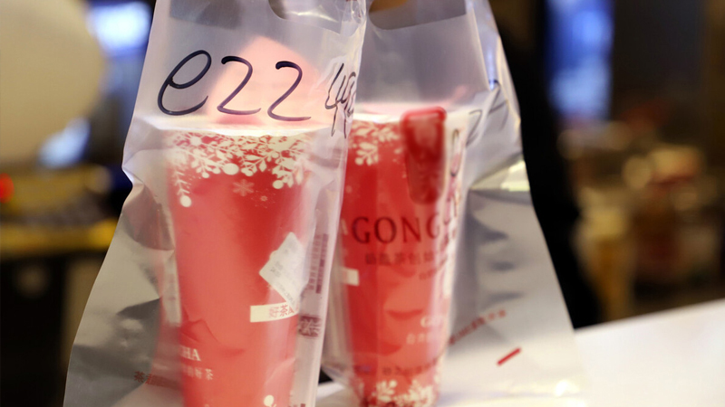 在学校附近奶茶店怎么把生意做好,奶茶店怎么做才能生意好