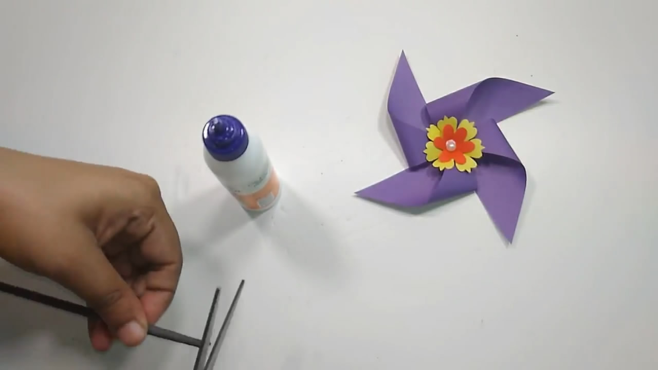 80后纸风车怎么做,90后风车手工制作