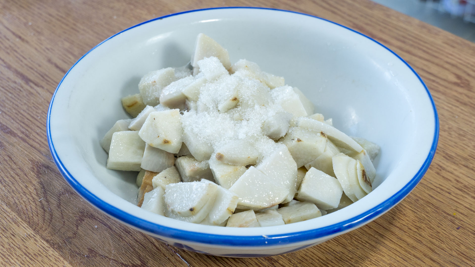 在家制作芋圆简单又好吃,手搓芋圆的制作方法全过程