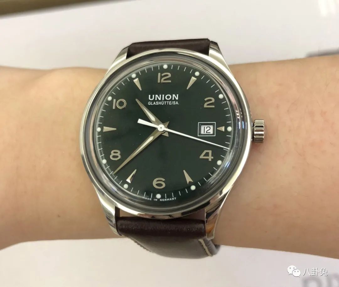 一万左右的手表德国,价格1万左右的德国手表