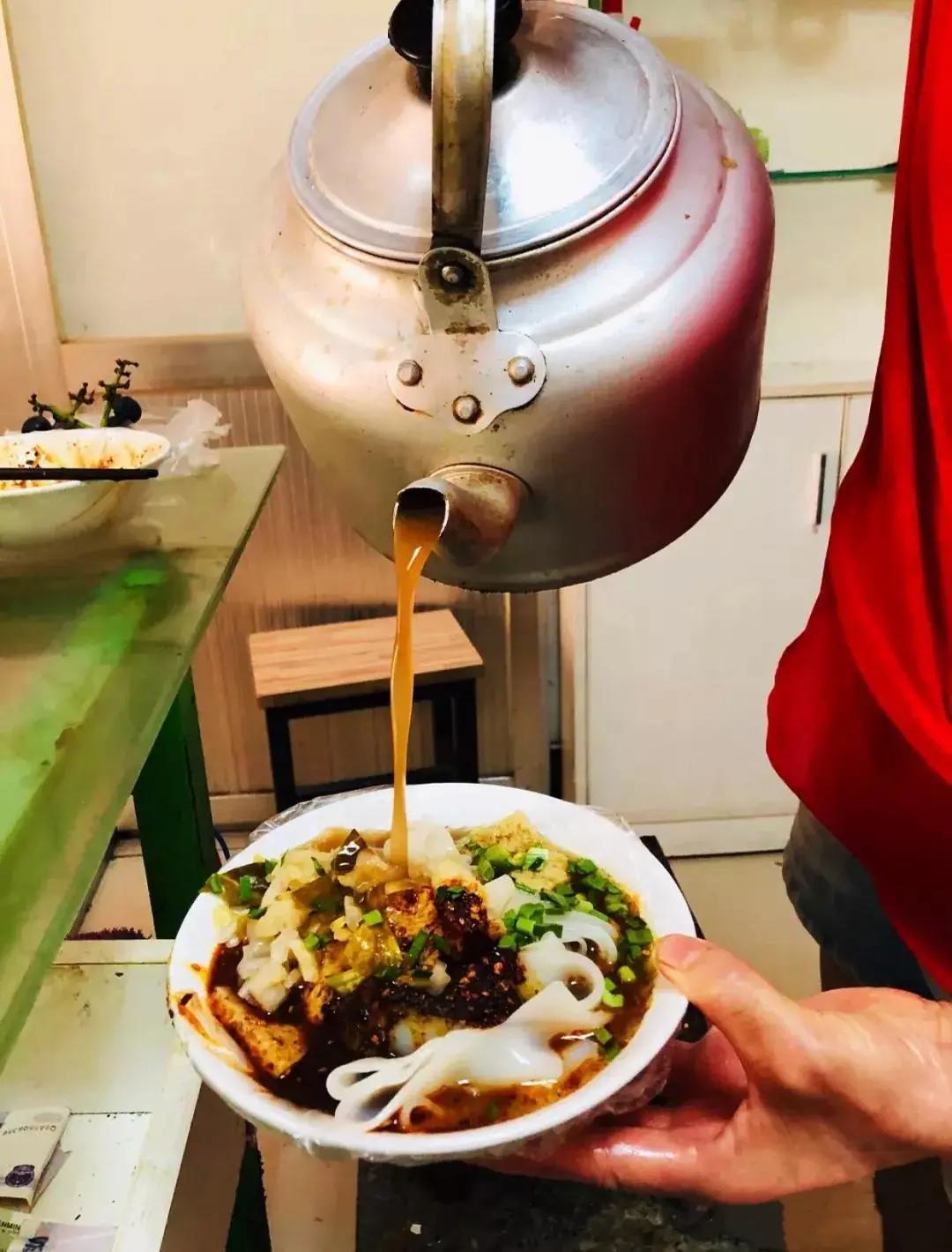 西安网红美食大集锦,西安美食打卡网红美食地点