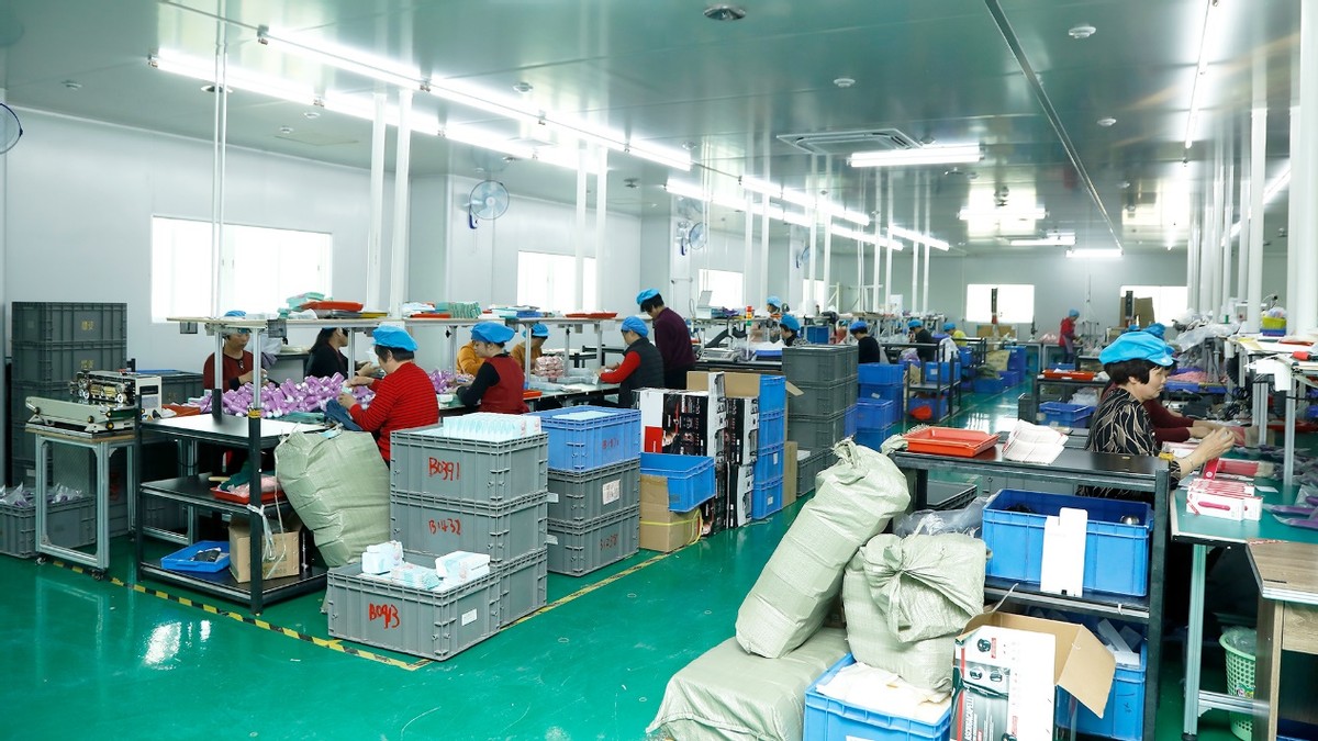 掘金2万亿大美业1688携百万“无名厂”数字化跃迁