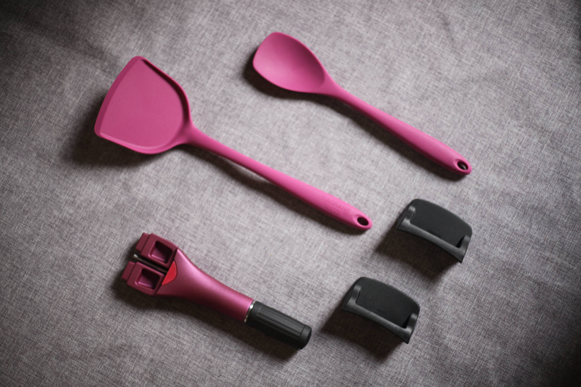 走近氪学|粘锅退款!打死都不粘的不粘锅?