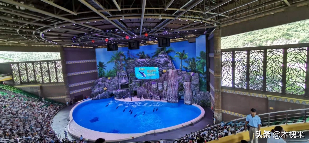 珠海长隆附近美食,珠海长隆海洋王国海底世界