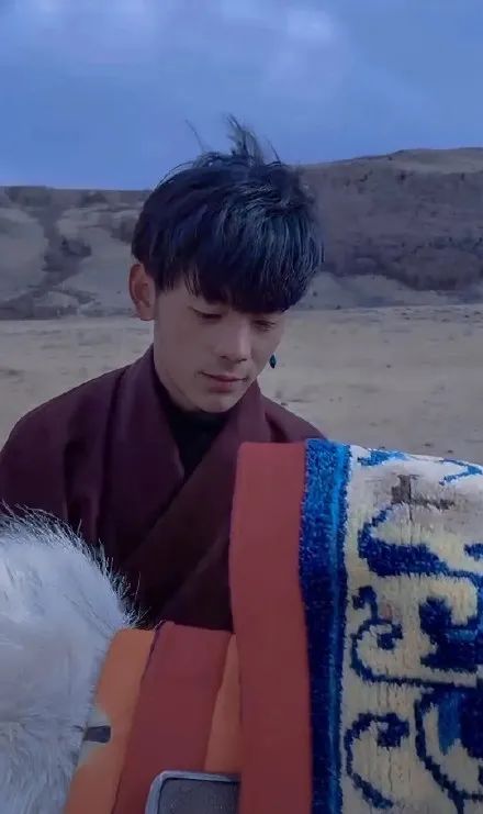 灵魂对话网红圈资深猎头：丁真的职业选择和未来