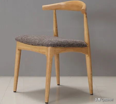 怎么惩罚猫咪挠沙发,猫咪不会挠坏的沙发