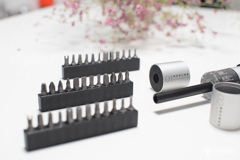 DIY搞机必备工具——WOWSTICKSD螺丝刀套装