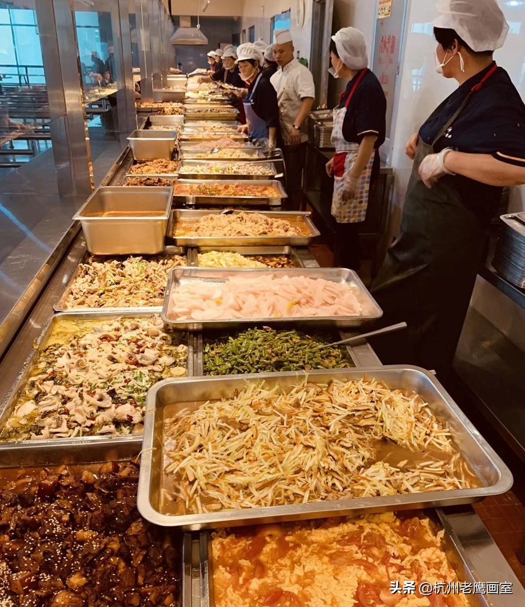 老鹰画室2019招生简章,不是所有的选择都能选择