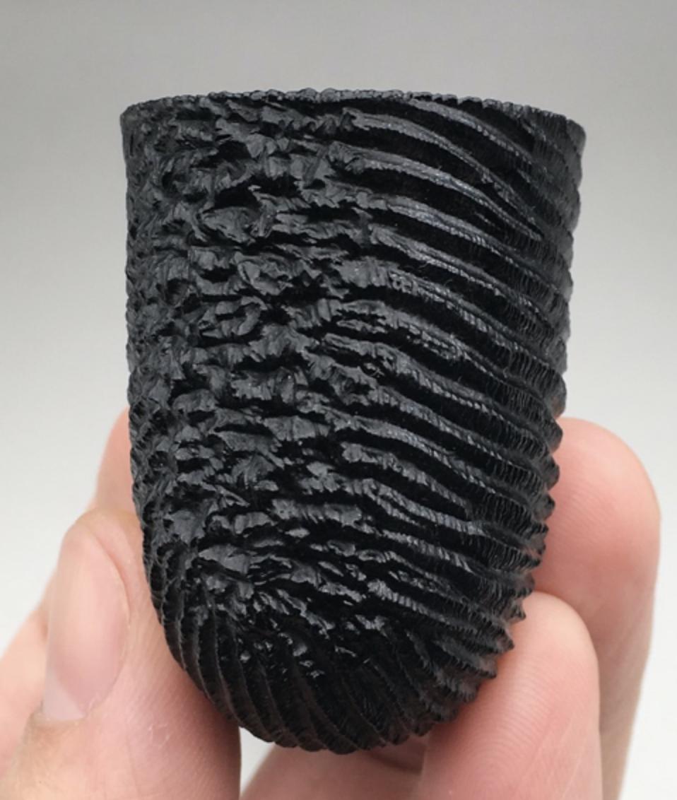 什么样的草适合什么样的烟斗 (调味草适合哪种烟斗斗型)