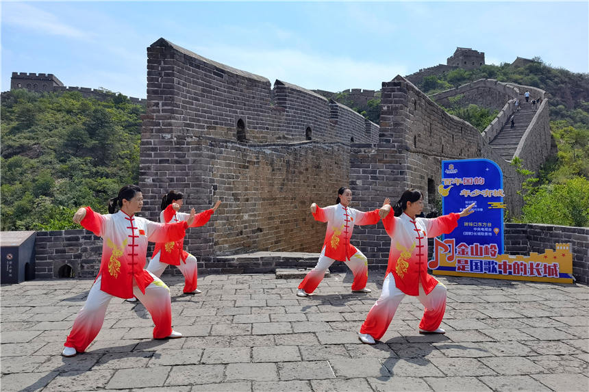 修长城金山岭段,来金山岭长城看落日感受苍凉之美