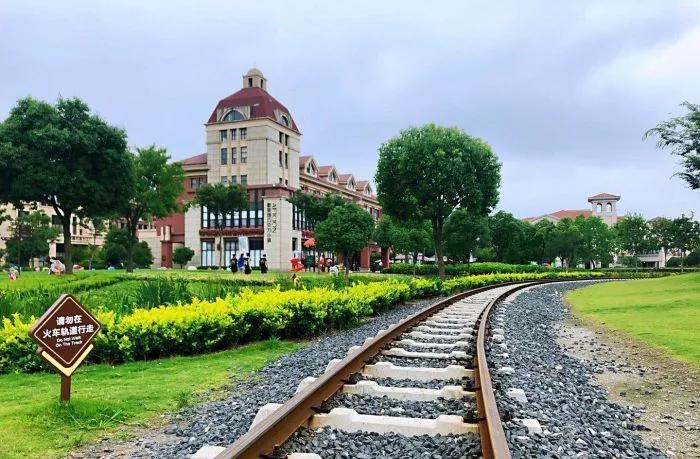 靠谱的购物中心空间设计方案推荐,购物中心设计怎么吸引人