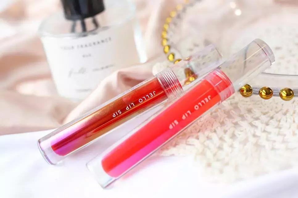 大牌口红不拔干显白试色推荐种草,显白好用的口红推荐