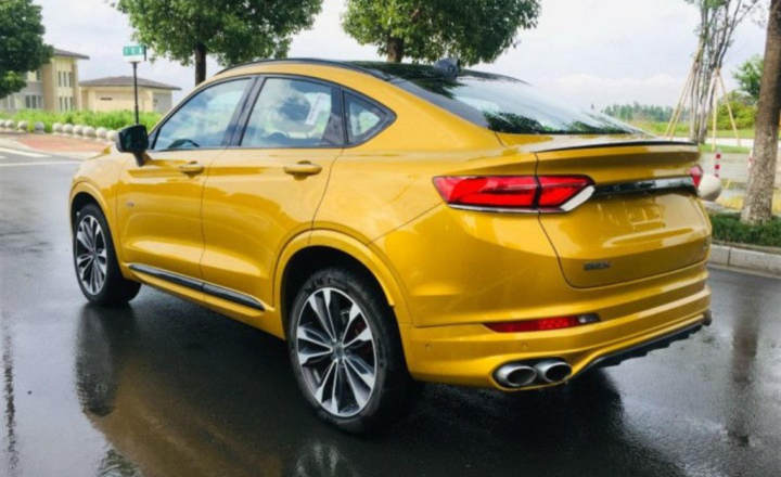 金色汽车耐看显档次吗,金色车身代表尊贵