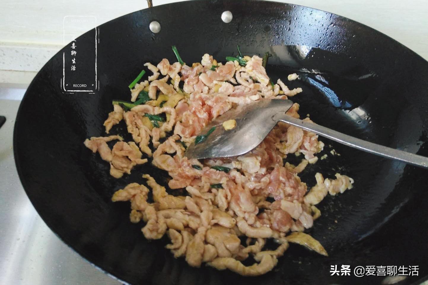 曾经只有穷人才吃它,现在却是开胃润肠的好帮手,炒上一盘好酸爽