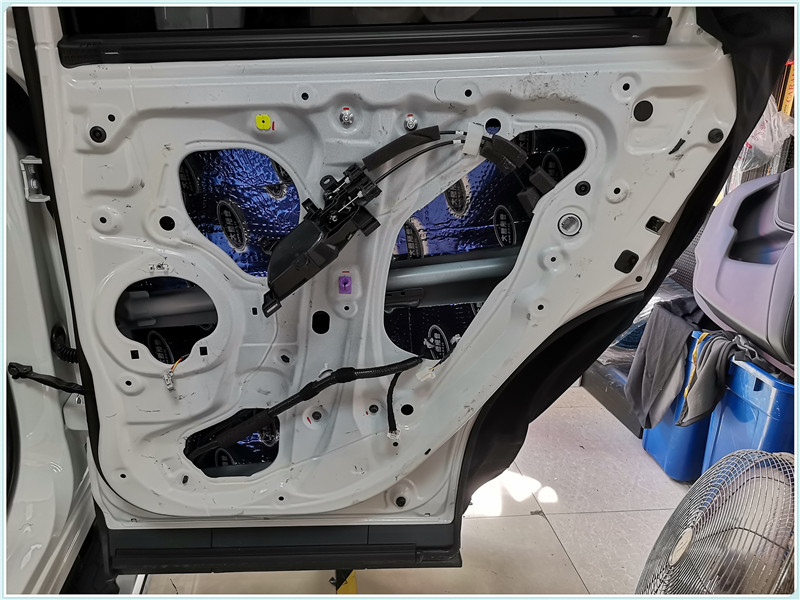 厦门本田crv音响改装推荐,深圳crv汽车音响升级改装