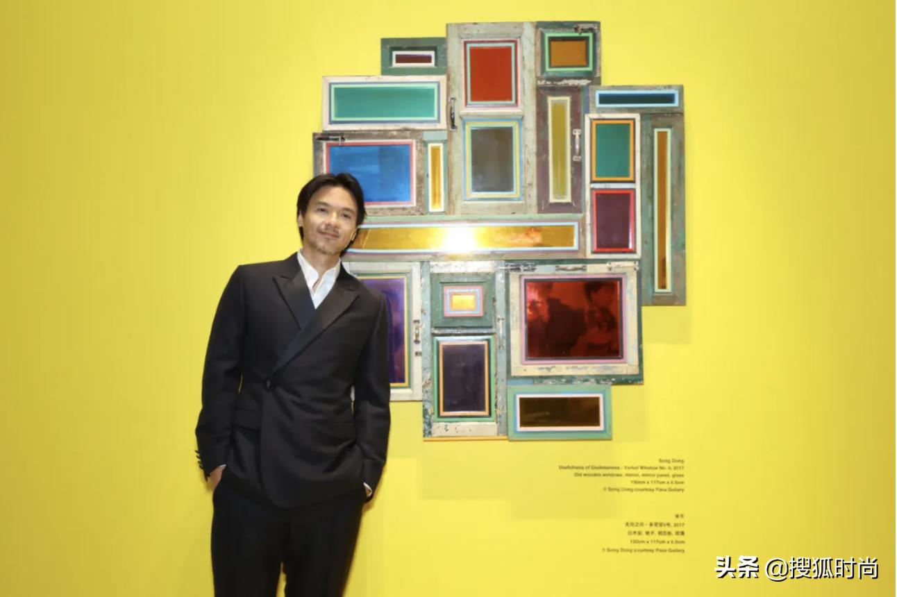 究竟是什么神仙合作款，让卢靖姗和章若楠不断为它打Call？