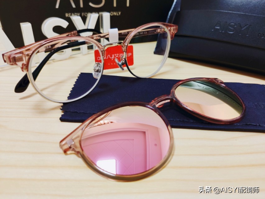 黑科技感光变色镜女,黑科技眼镜女款