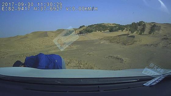 13000公里新手独驾*疆新**日记第23天——塔克拉玛干沙漠陷车自救