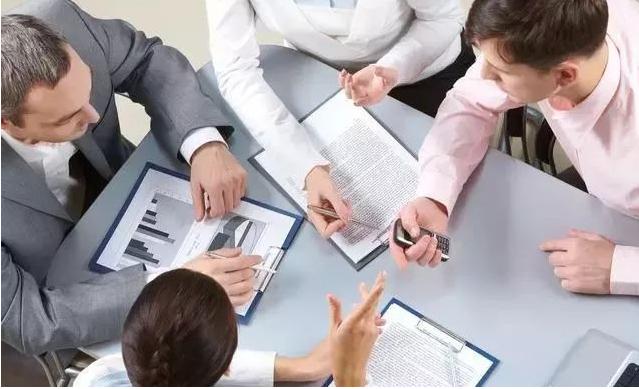 运营和经营的区别,运营包含经营和管理