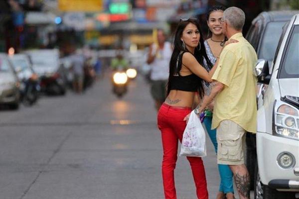 泰国最红导游黑珍珠,泰国导游黑珍珠真实现状