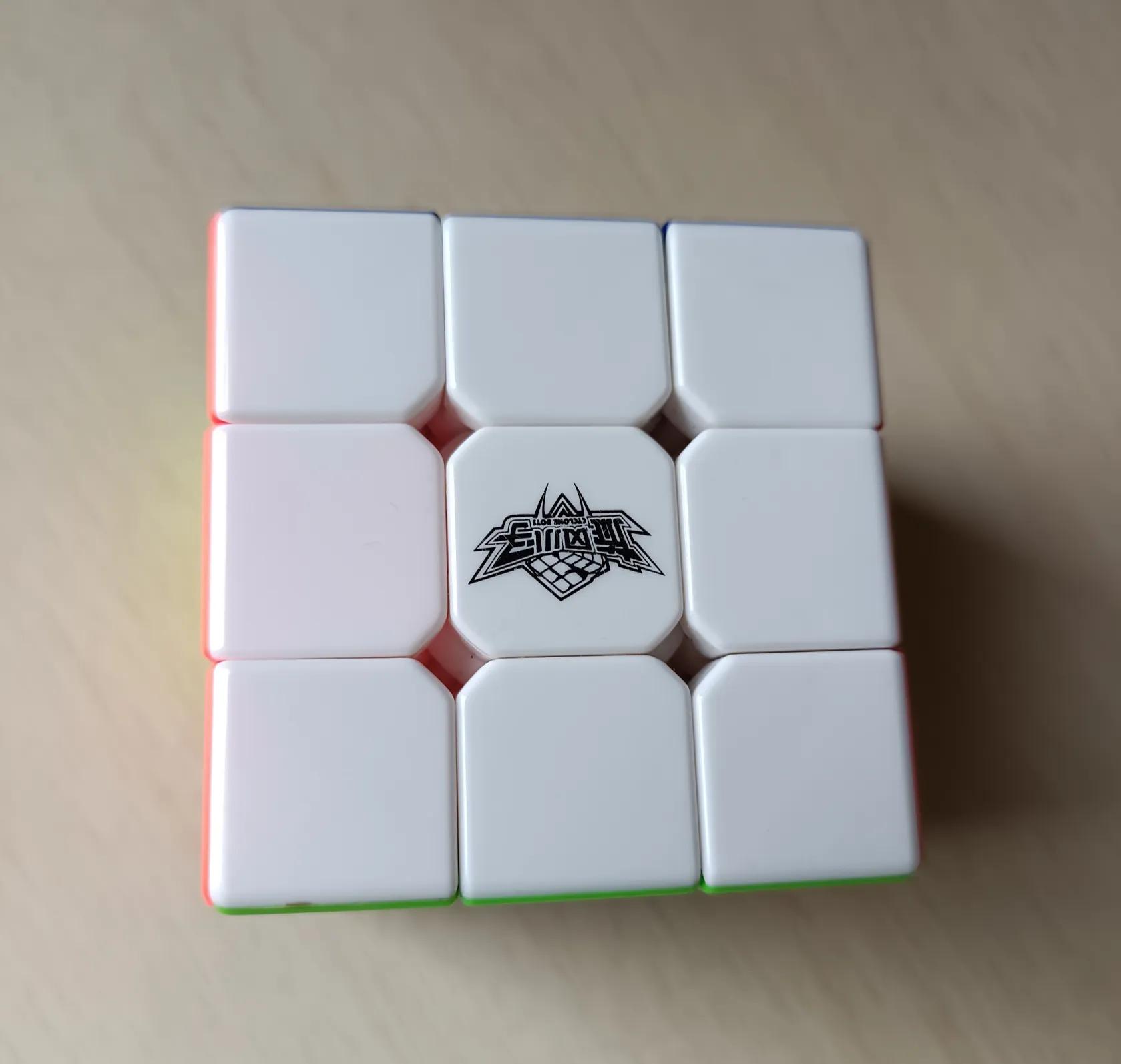 记录儿子第一次三阶魔方复原成功,金字塔三阶魔方复原方法