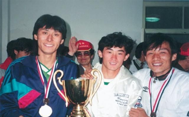 辽足杨旭2012,辽足杨旭简历