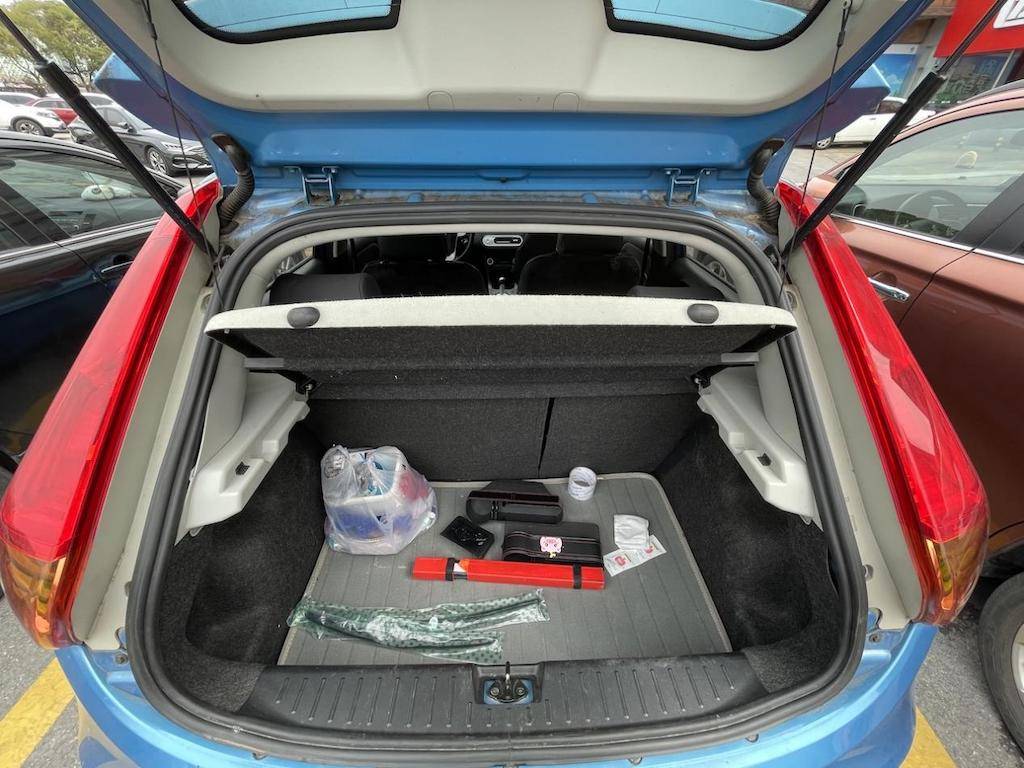 5年后再次坐上这辆MG3，眼角有泪，把酒当歌