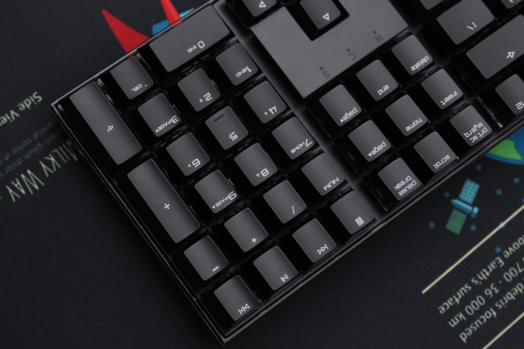 艾石头na87机械键盘测评,击穿价格