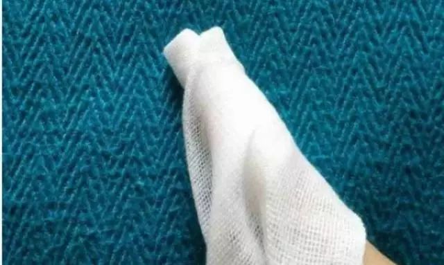 宝宝刷牙应该怎么选牙刷和牙膏,宝宝多大开始需要用牙膏刷牙