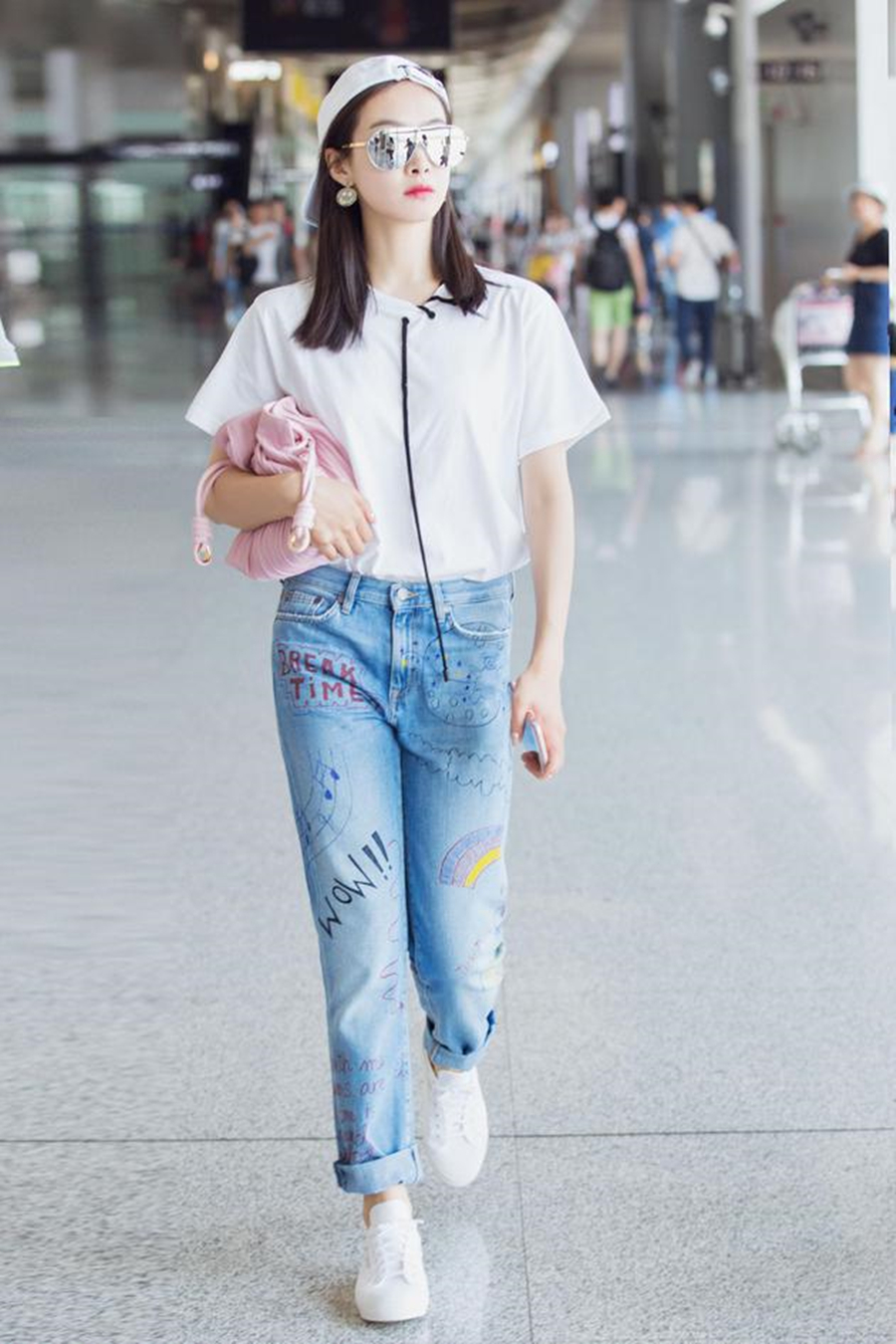 天气渐暖！你是不是又又又又该买包了呀！换上夏日清爽款哦