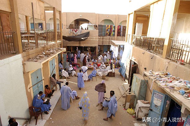 我认为毛里塔尼亚是非洲的一匹黑马，毛里塔尼亚是个怎样的国家